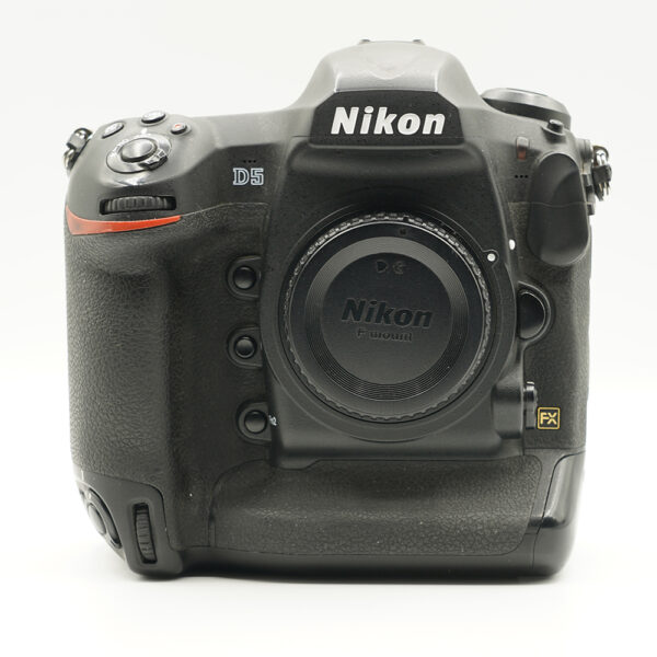 Nikon D5