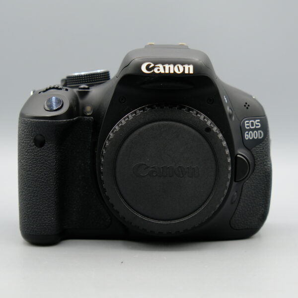 CANON EOS 600D