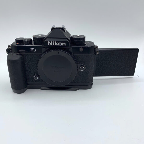 NIKON ZF + POIGNEE – Image 4