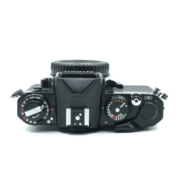 NIKON FE 2 – Image 2