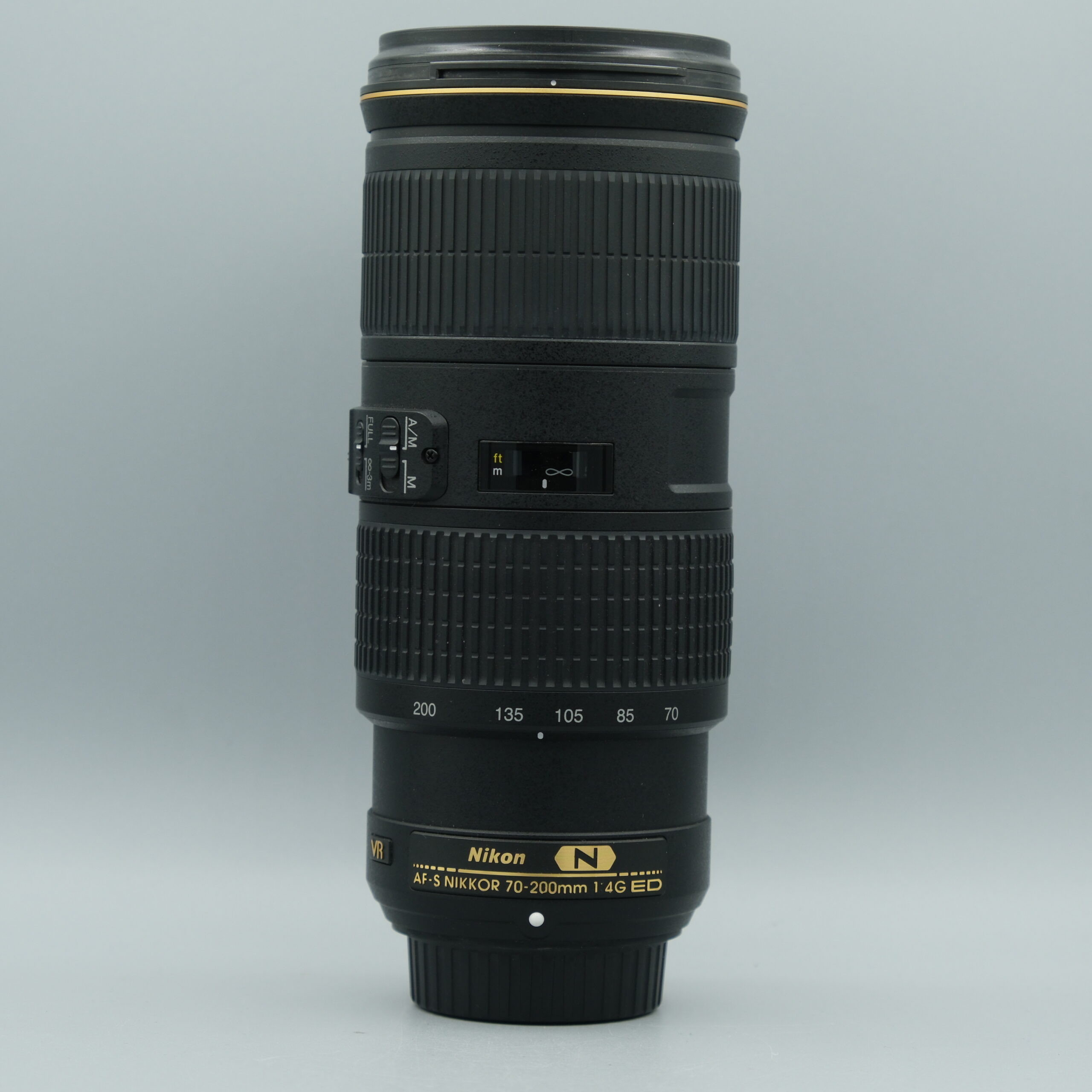 NIKON AFS 4/70-200MM VR