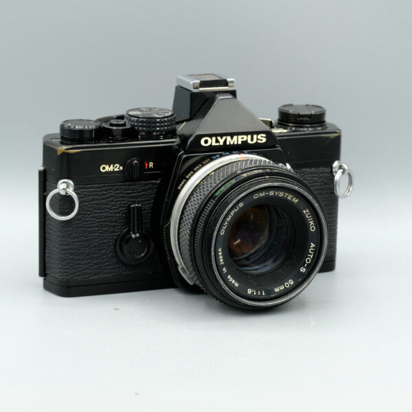 OLYMPUS OM2N NOIR + 1.8/50MM