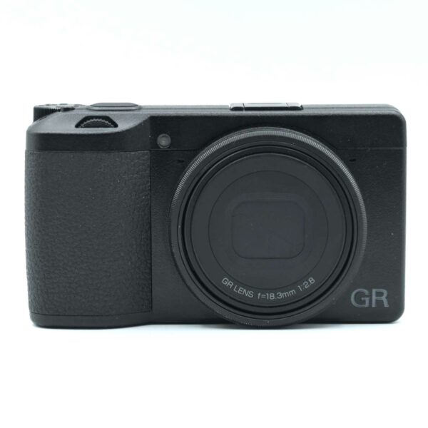 RICOH GR III