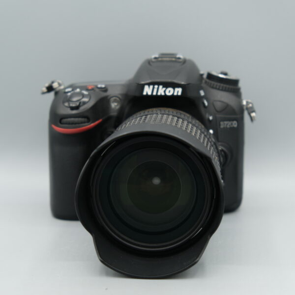 NIKON D7200 + 3.5-5.6/18-105MM VR DX