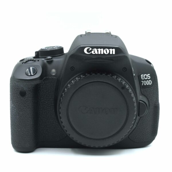 CANON EOS 700D