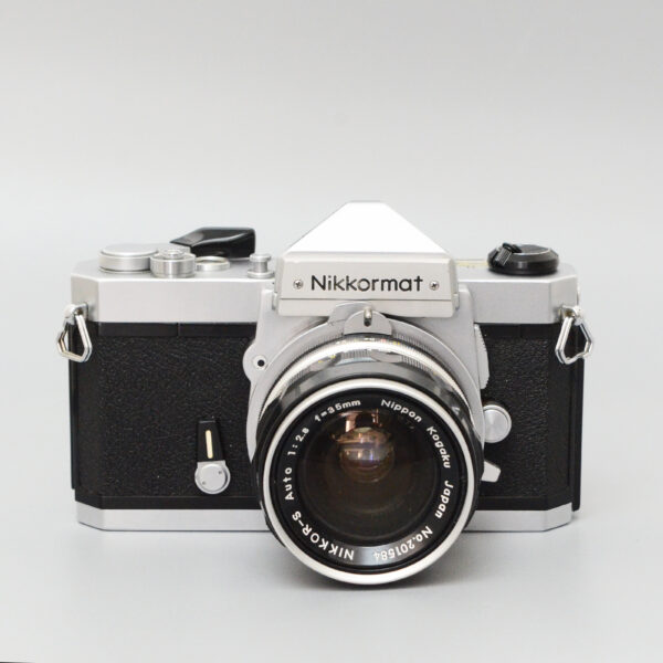 NIKKORMAT FT + 35mm f/2,8
