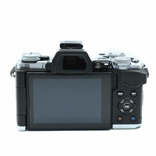 OLYMPUS OM-D EM-5 II – Image 3