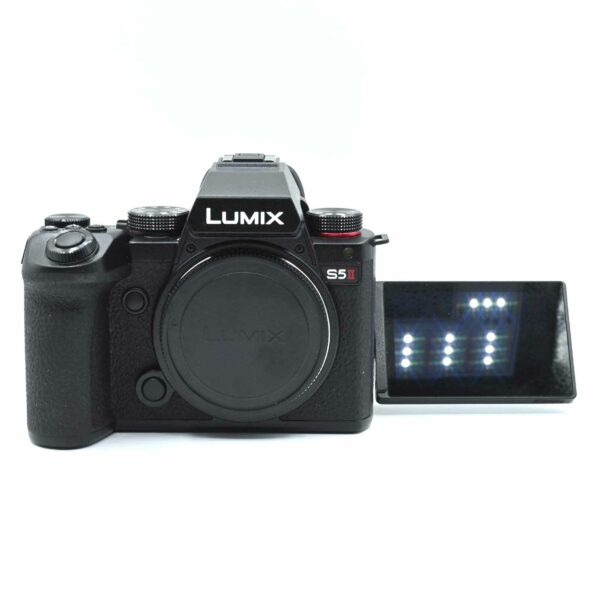 PANASONIC LUMIX S5II – Image 4