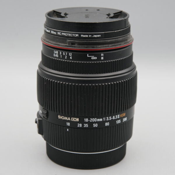 SIGMA DC OS 18-200MM/3.5-5.6 EF-S