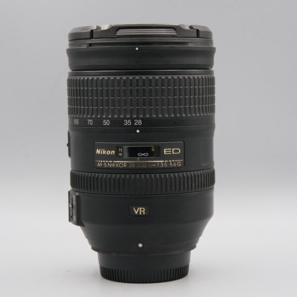 NIKON AF-S 28-300MM/F3.5-5.6 VR