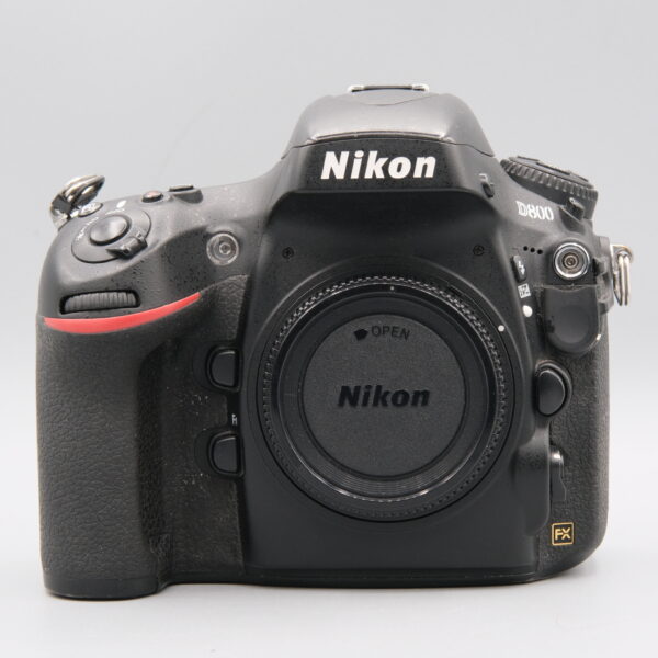 NIKON D800