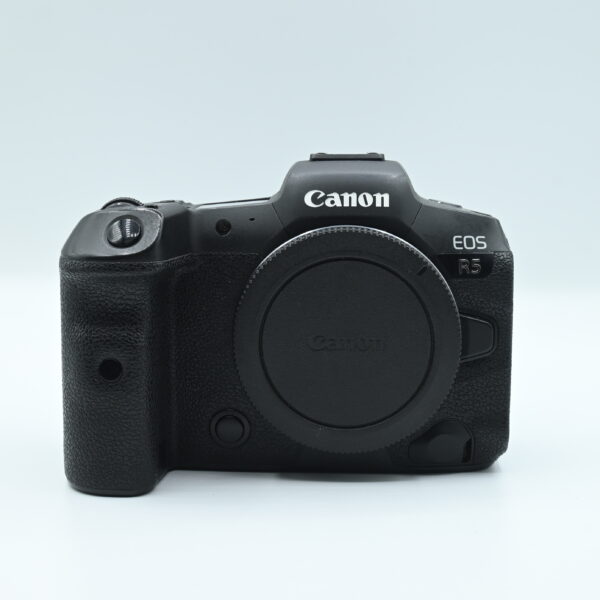 CANON EOS R5 + CAGE SMALLRIG