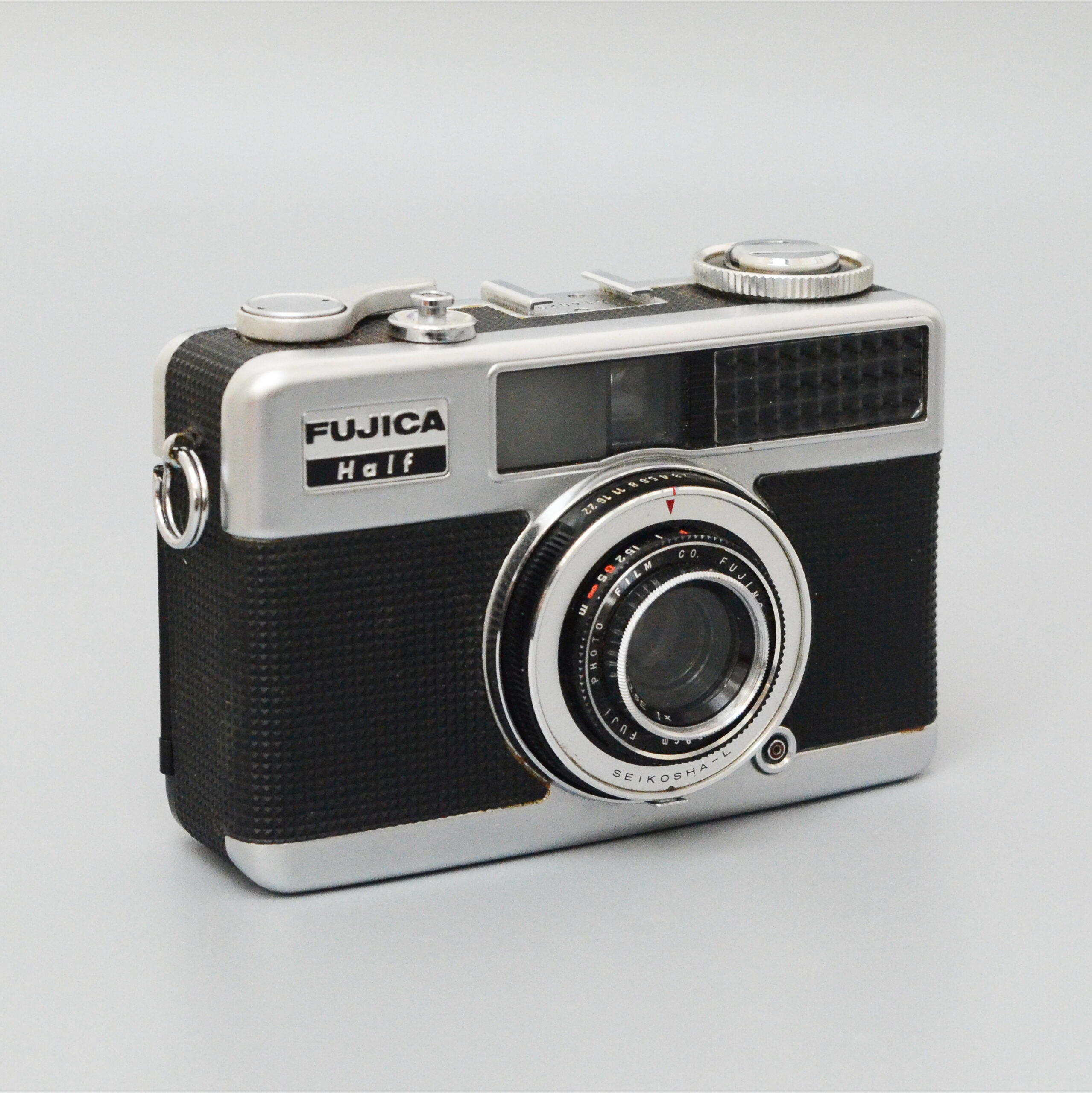 FUJICA Half