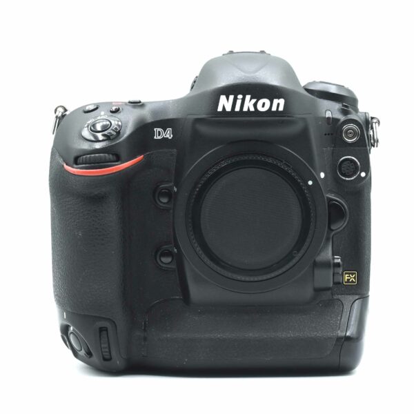 NIKON D4