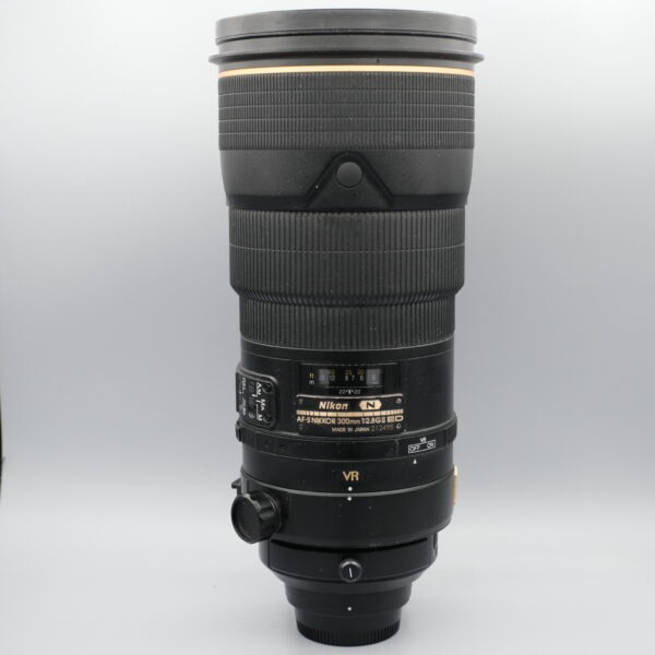 NIKON AF-S 2.8/300MM G2 VR ED
