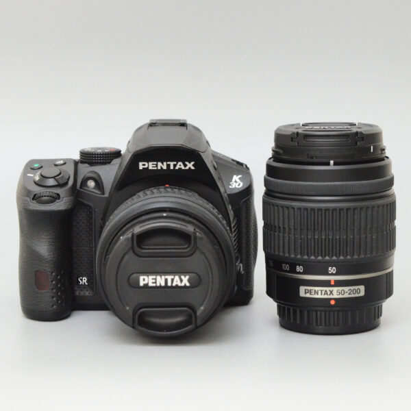 PENTAX K30 + 18-55mm + 50-200mm