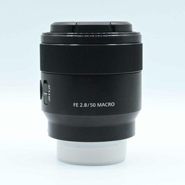 SONY FE 50mm f/2.8 MACRO