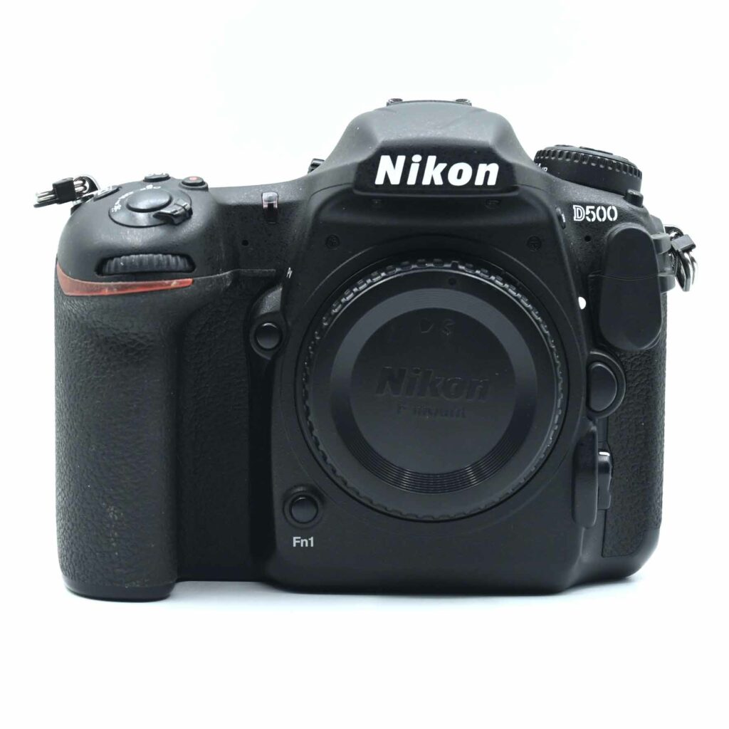 NIKON D500