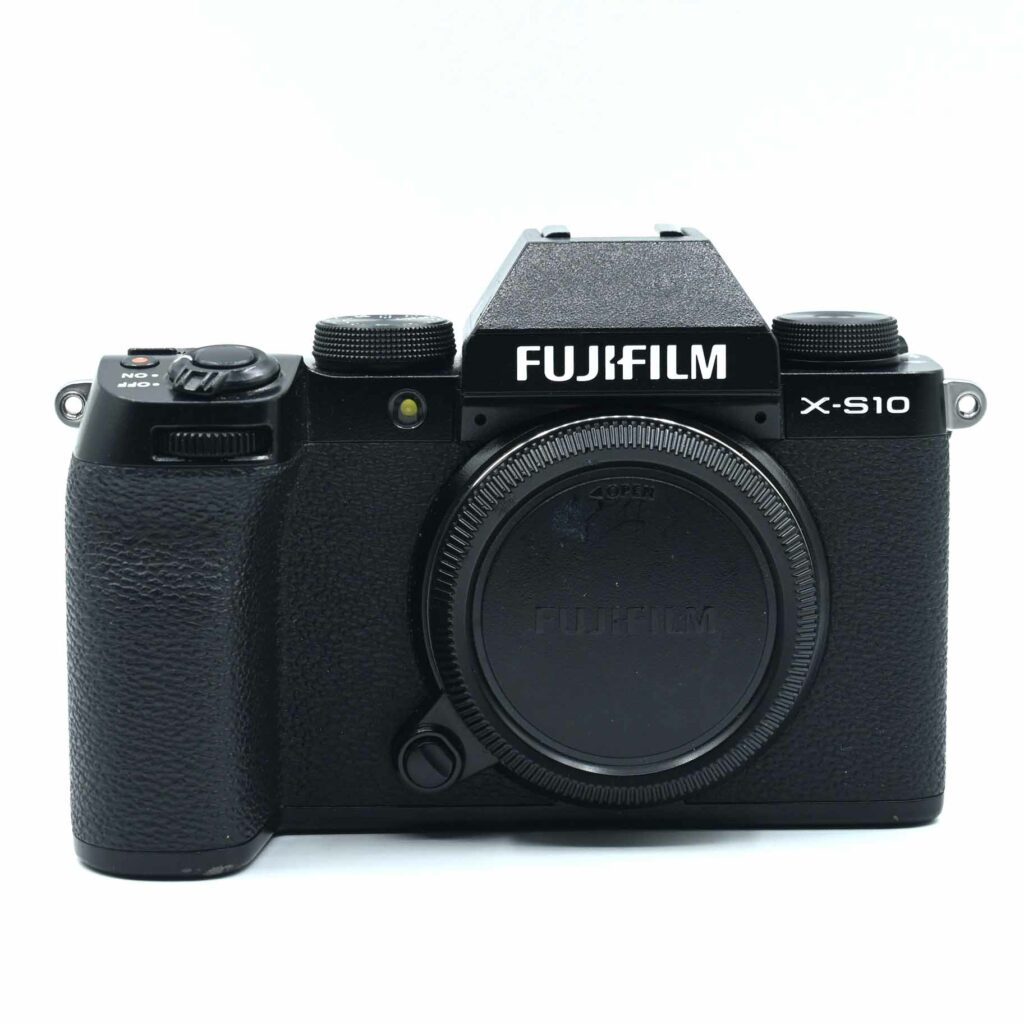 FUJIFILM X-S10