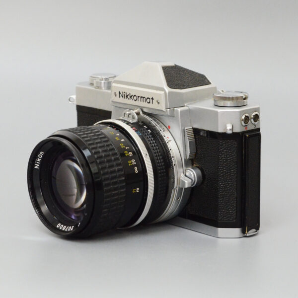 NIKKORMAT FT + 85mm f/2